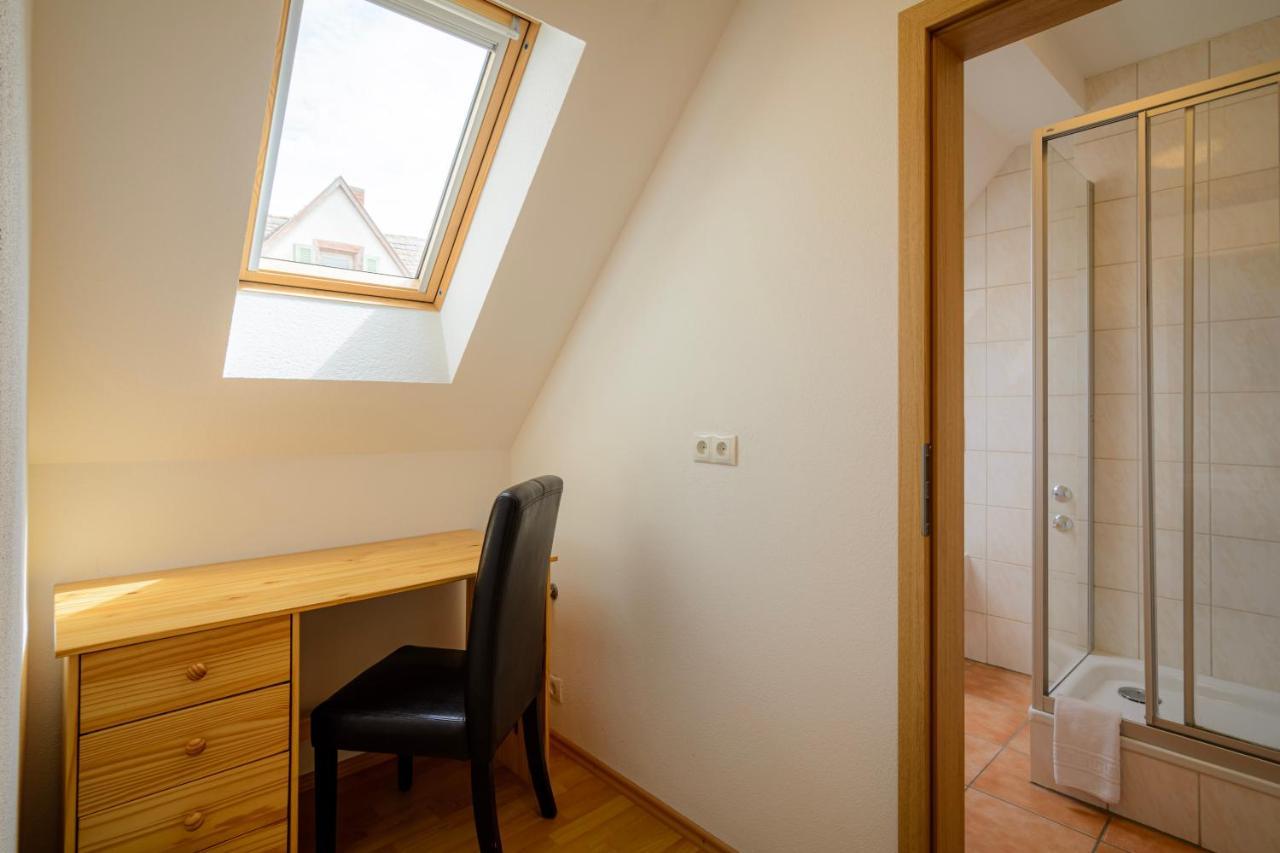 Hotel Zum Engel In Speyer - Roemerberg Berghausen  Luaran gambar