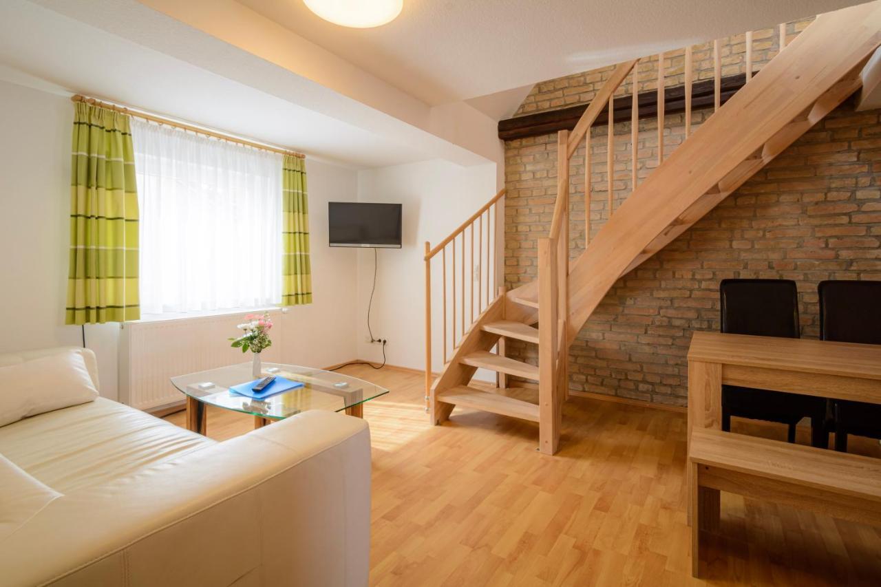 Hotel Zum Engel In Speyer - Roemerberg Berghausen  Luaran gambar
